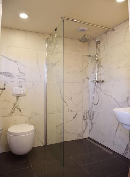 Forsthaus Lelkendorf / Ferienwohnung Ngoại thất bức ảnh